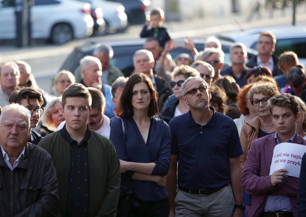  Demonstracja poparcia dla sędziów  (zdjęcie 1) - Autor: Krzysztof Mazur