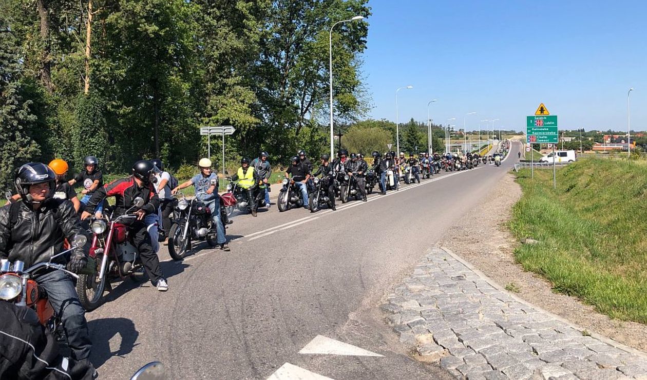  XII Zlot Motocykli WSK i Innych (zdjęcie 1) - Autor: Świdnicki Klub Motocyklowy Usarz