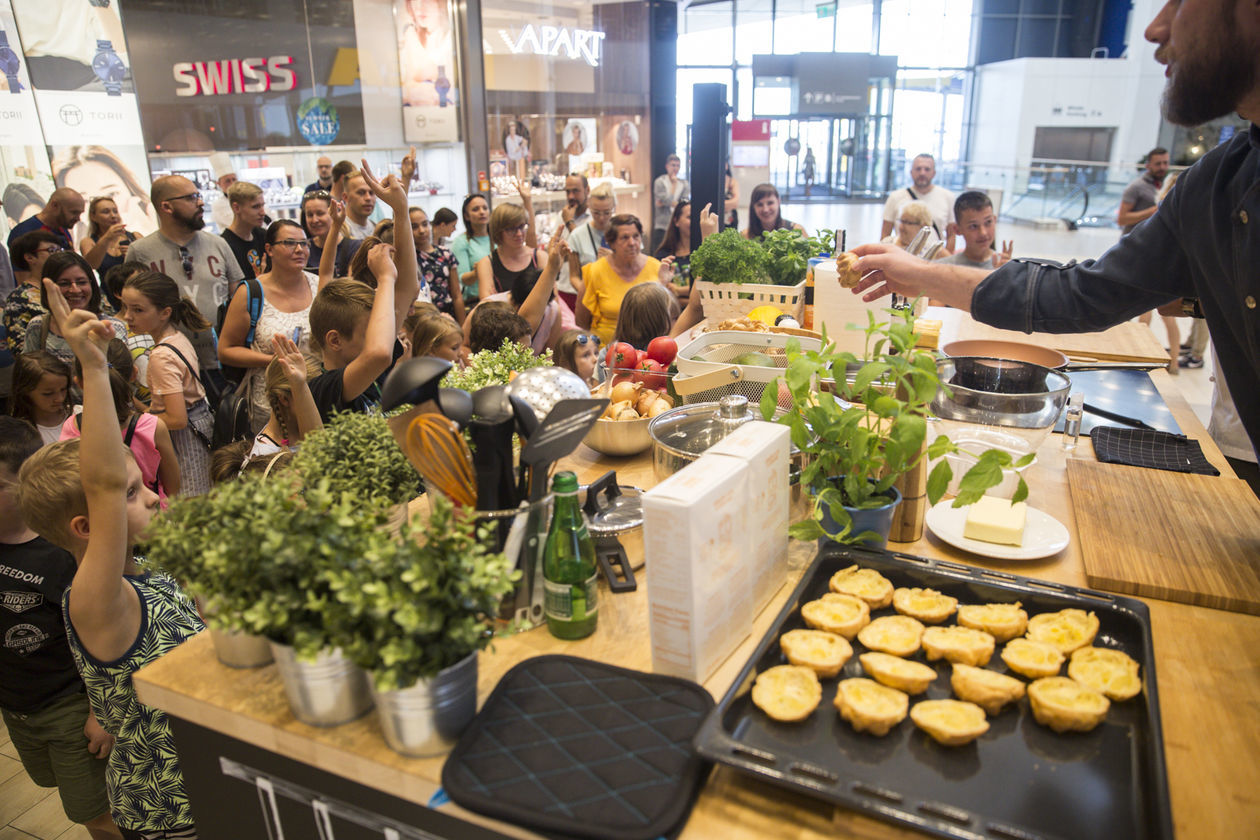  Warsztaty kulinarne z Mateuszem Gesslerem w Skende Shopping (zdjęcie 1) - Autor: Krzysztof Mazur