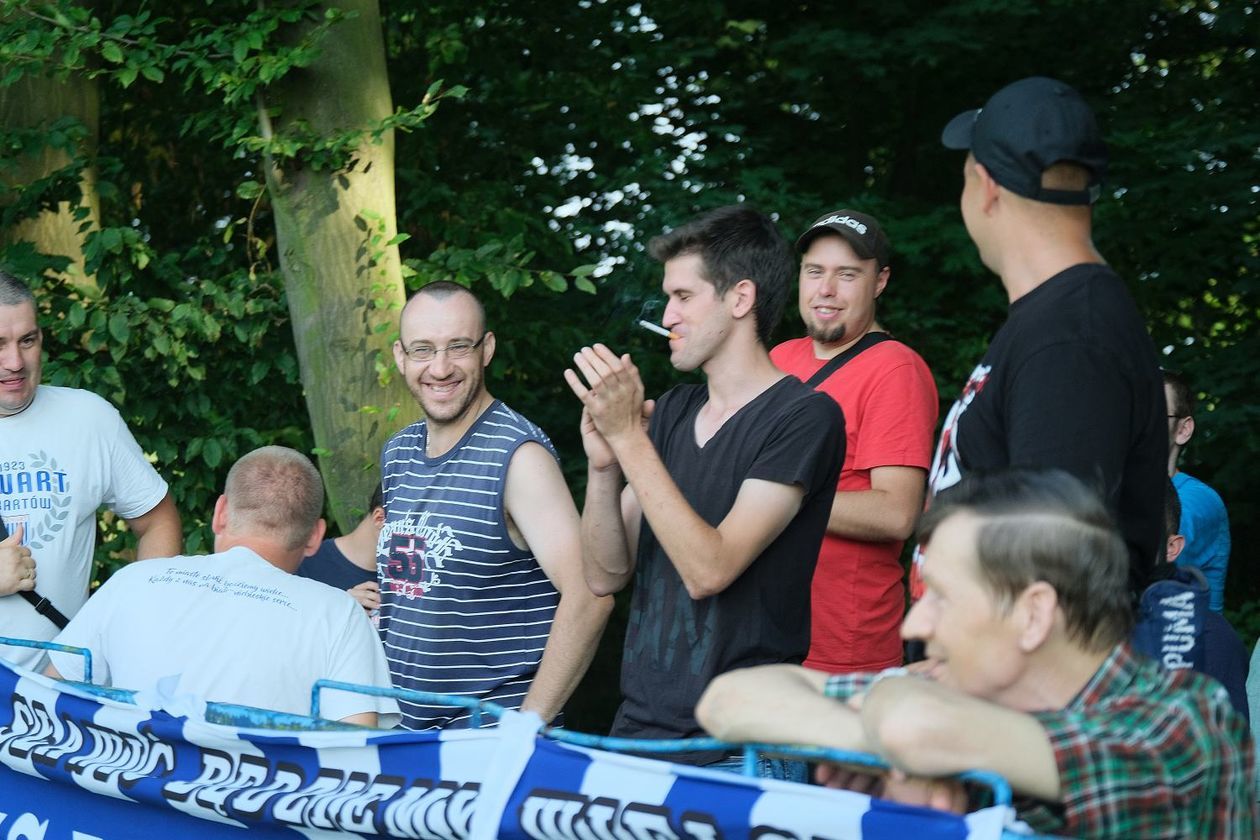  Lewart Lubartów vs Huragan Międzyrzec Podlaski 2:1 (zdjęcie 1) - Autor: Maciej Kaczanowski