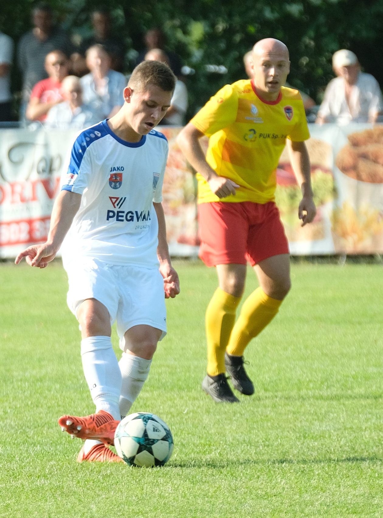  Lewart Lubartów vs Huragan Międzyrzec Podlaski 2:1 (zdjęcie 1) - Autor: Maciej Kaczanowski