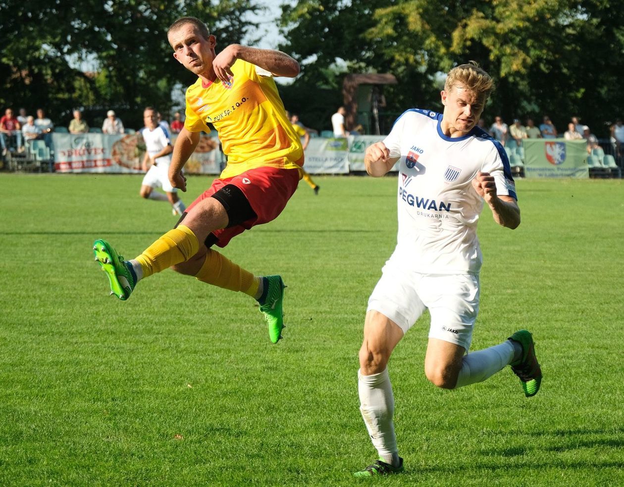  Lewart Lubartów vs Huragan Międzyrzec Podlaski 2:1 (zdjęcie 1) - Autor: Maciej Kaczanowski