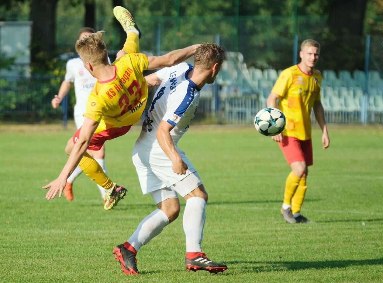  Lewart Lubartów vs Huragan Międzyrzec Podlaski 2:1 (zdjęcie 1) - Autor: Maciej Kaczanowski