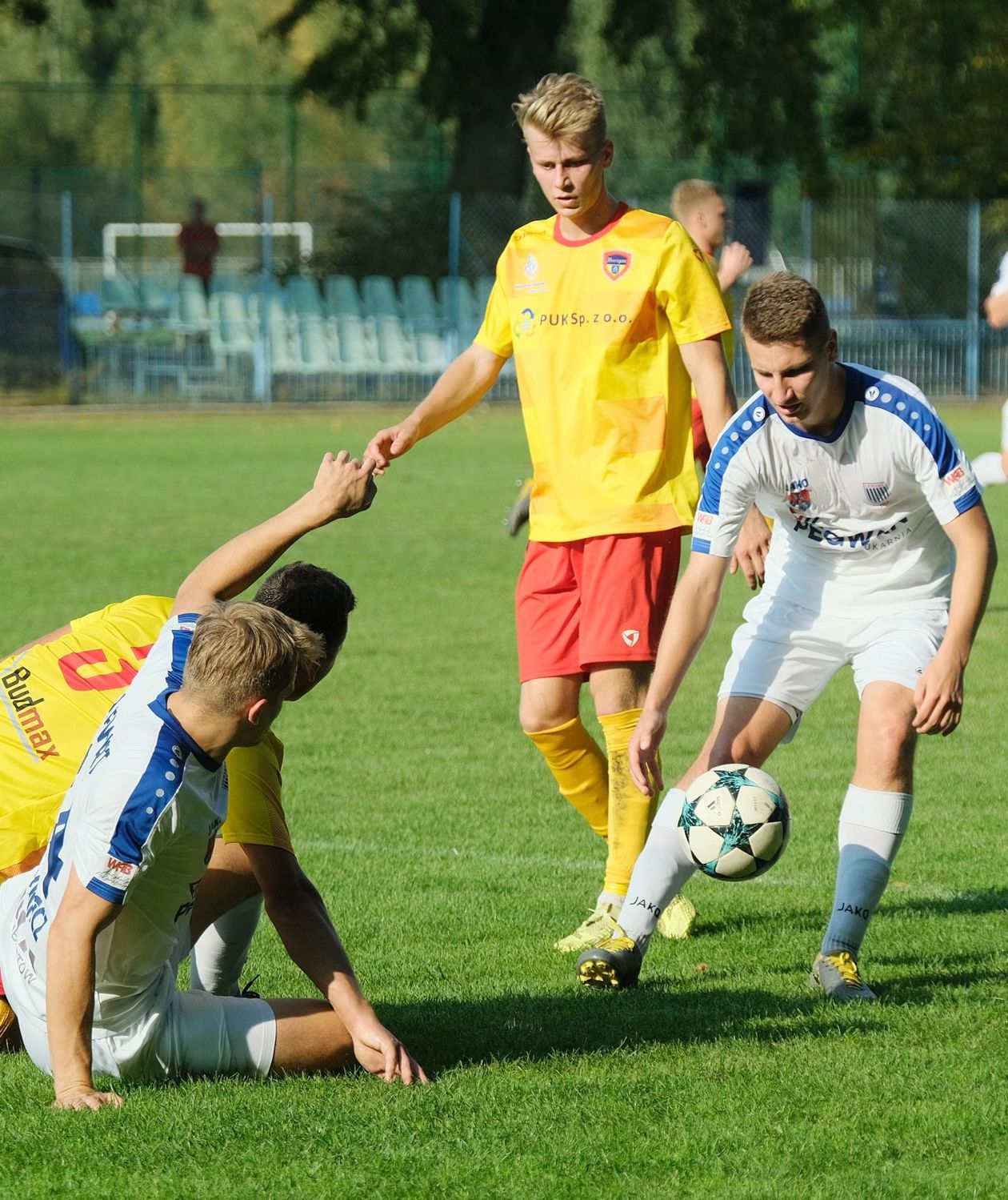  Lewart Lubartów vs Huragan Międzyrzec Podlaski 2:1 (zdjęcie 1) - Autor: Maciej Kaczanowski