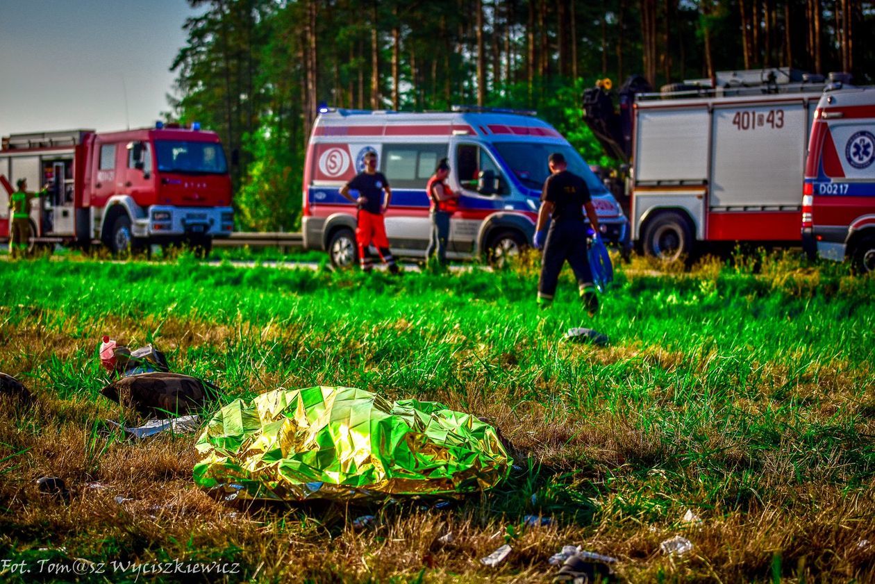  Wypadek na autostradzie A4 na Dolnym Śląsku (zdjęcie 1) - Autor: Tomasz Wyciszkiewicz/Pogotowie Ratunkowe w Legnicy