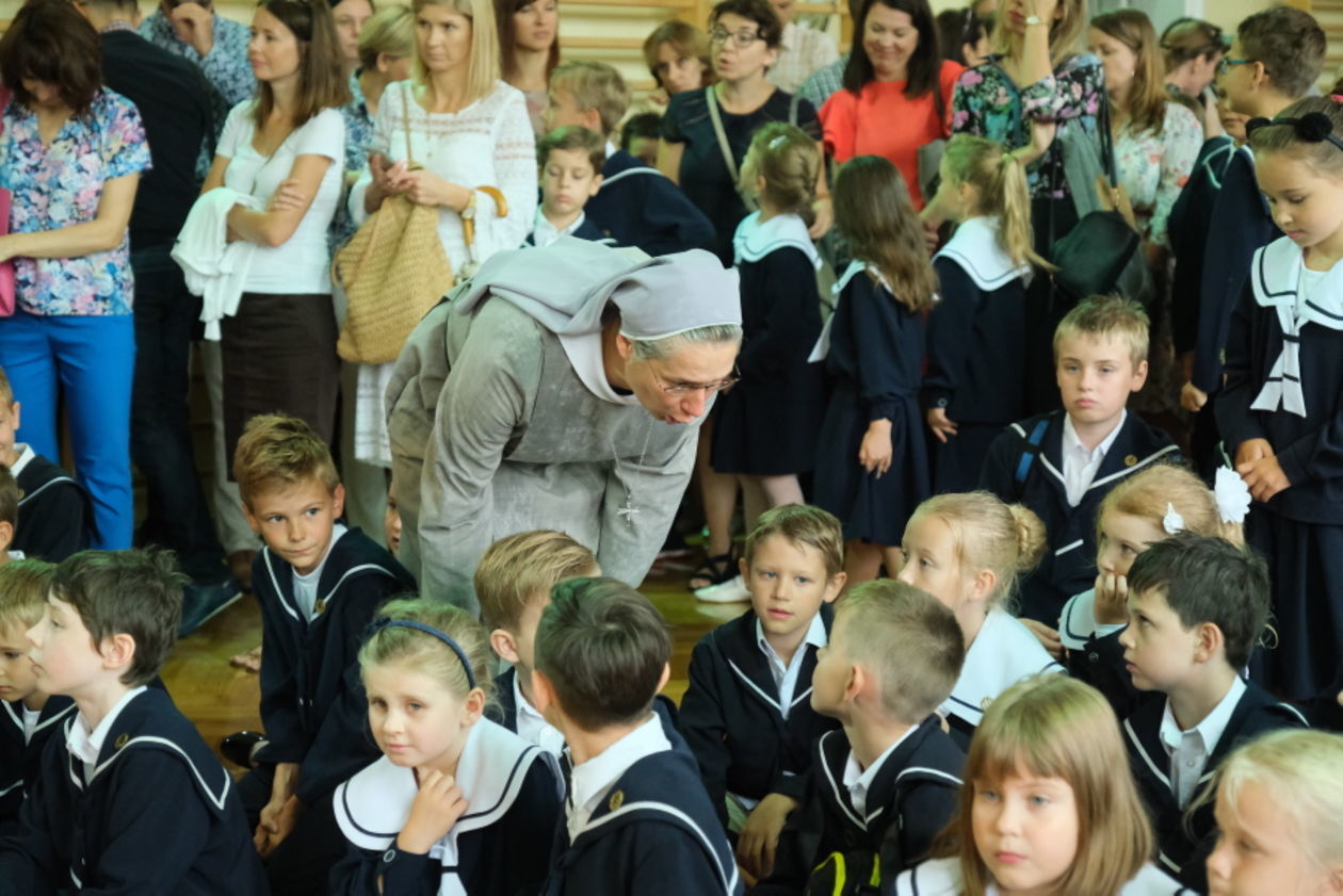  Pierwszy Dzień Szkoły 2019. Rozpoczęcie roku w szkole Urszulanek w Lublinie (zdjęcie 1) - Autor: Maciej Kaczanowski