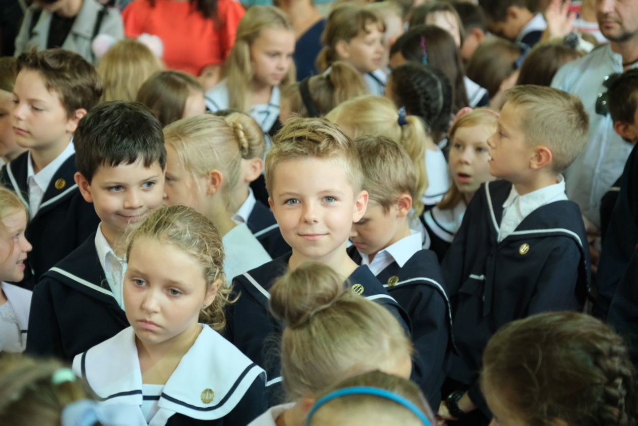  Pierwszy Dzień Szkoły 2019. Rozpoczęcie roku w szkole Urszulanek w Lublinie (zdjęcie 1) - Autor: Maciej Kaczanowski