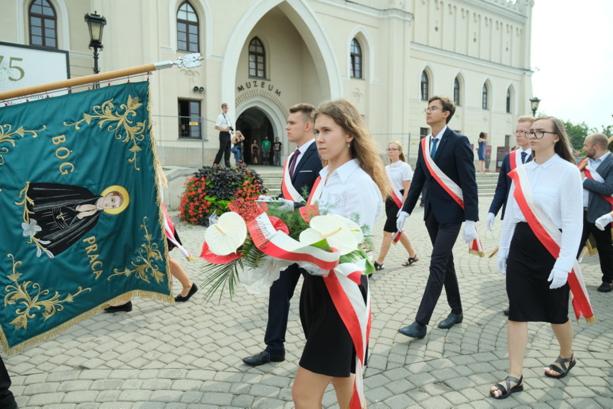  Wojewódzka inauguracja roku szkolnego w Biskupiaku (zdjęcie 1) - Autor: Maciej Kaczanowski