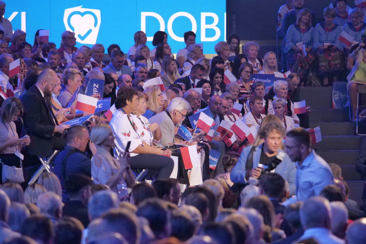  Konwencja programowa PiS w Lublinie (zdjęcie 1) - Autor: Krzysztof Mazur