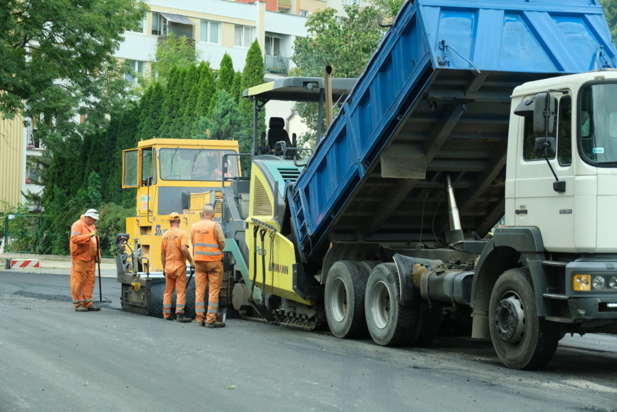  Remont ul. Kalinowszczyzna dobiega końca (zdjęcie 1) - Autor: Maciej Kaczanowski