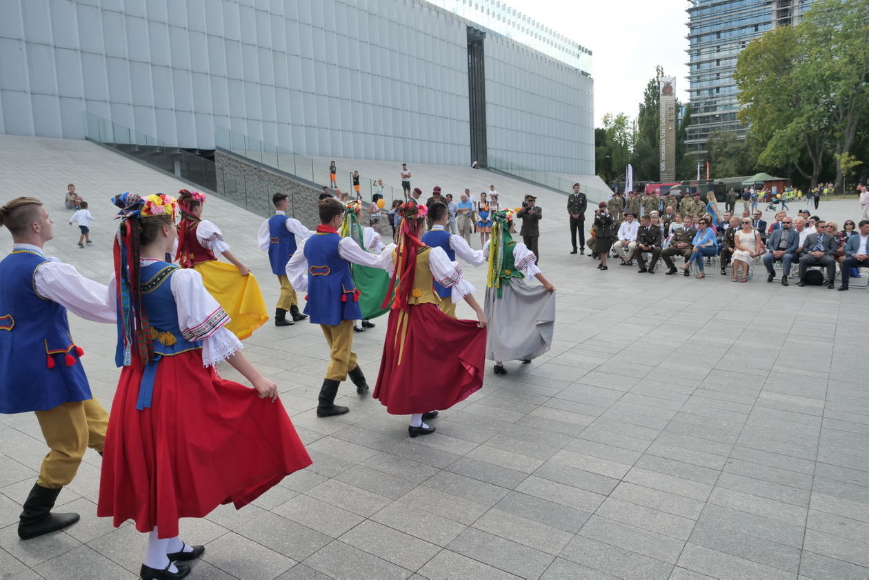  Piknik Wojskowy na placu Teatralnym w Lublinie (zdjęcie 1) - Autor: Krzysztof Mazur