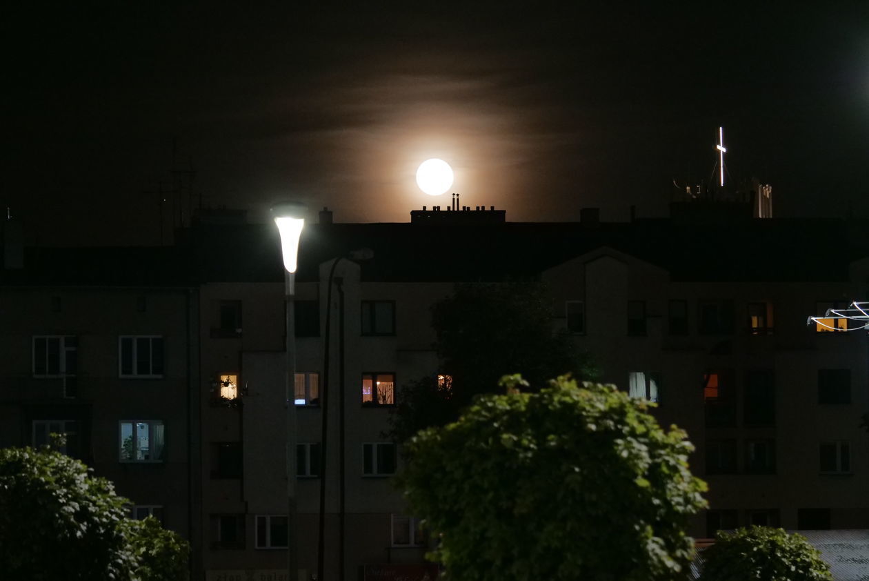  Księżyc (zdjęcie 1) - Autor: Krzysztof Mazur