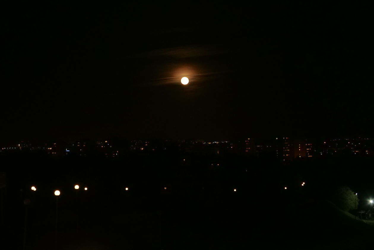  Księżyc (zdjęcie 1) - Autor: Krzysztof Mazur