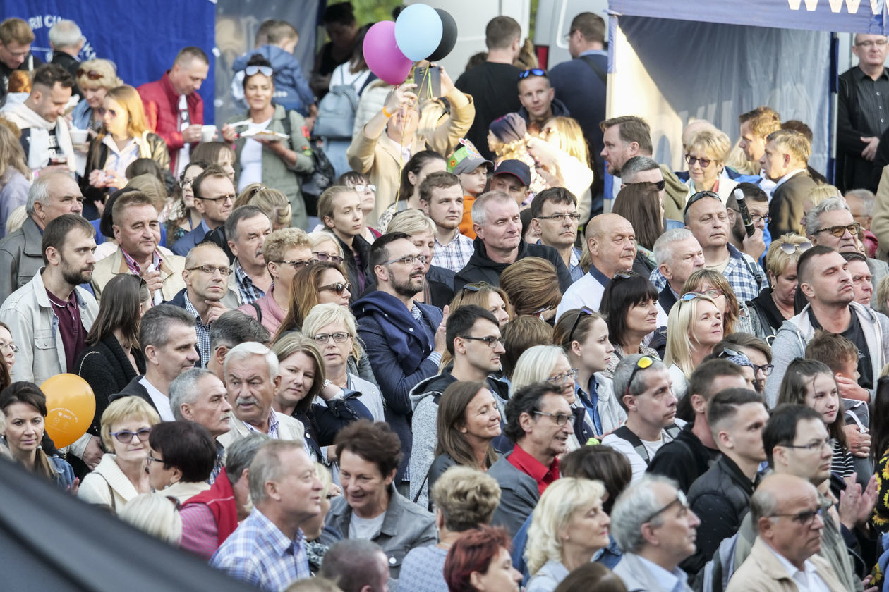  Piknik Pracowników i Absolwentów UMCS (zdjęcie 1) - Autor: Krzysztof Mazur