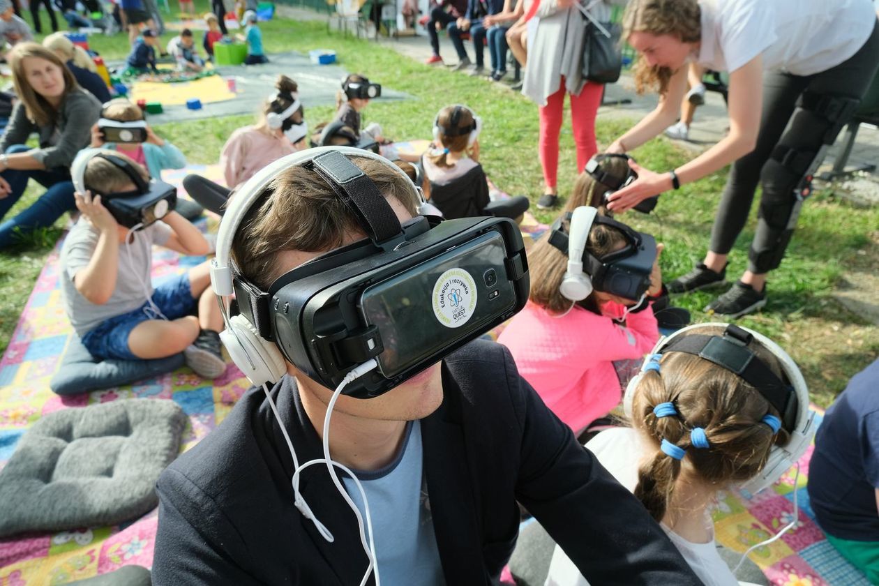  Piknik rodzinny i zbiórka pieniędzy na operację Wiktorii Dyś (zdjęcie 1) - Autor: Maciej Kaczanowski