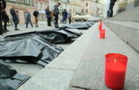 Akcja przed Ratuszem: Stop mordowaniu ludzi na ulicach Lublina (zdjęcie 4)