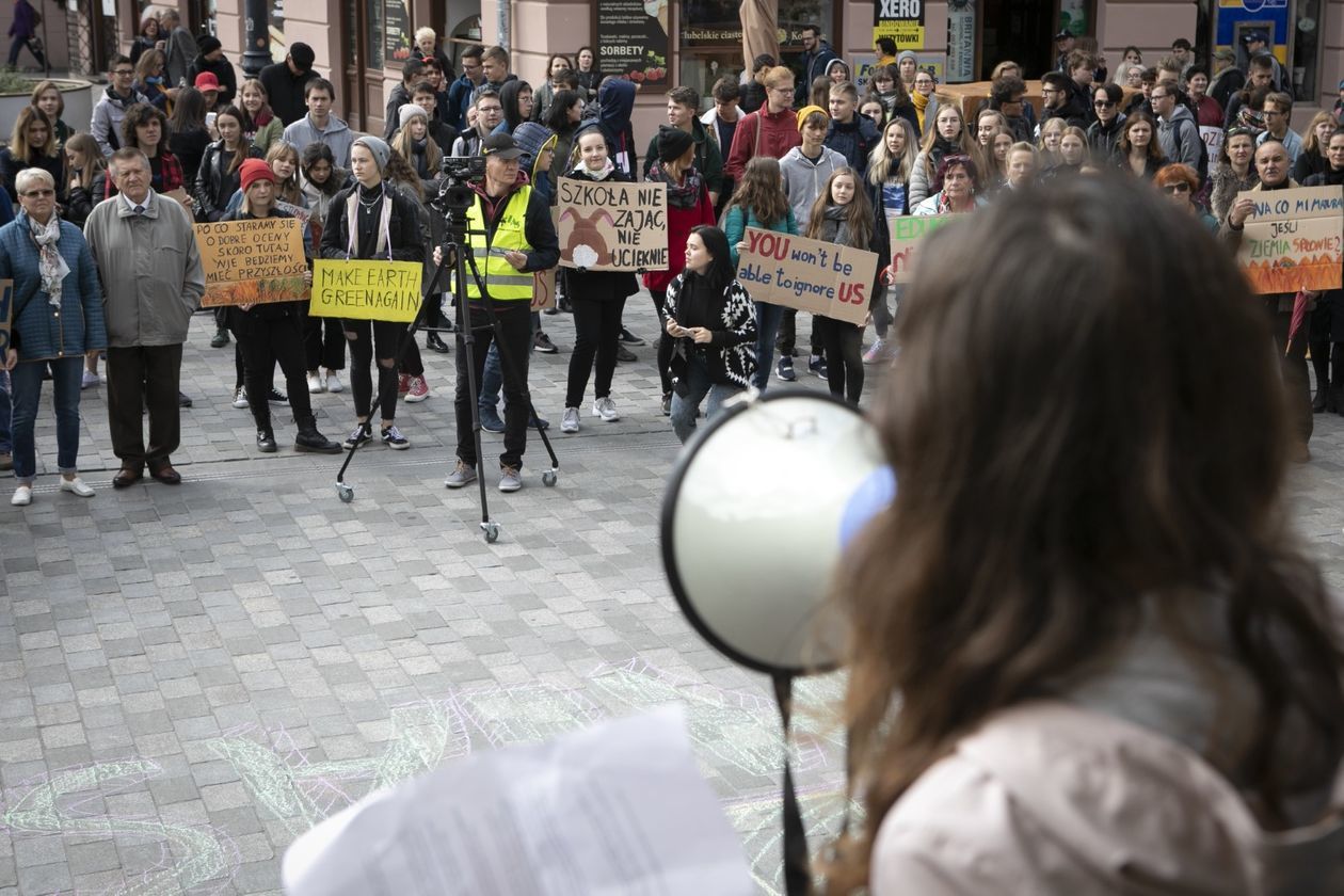  Młodzieżowy Strajk Klimatyczny w Lublinie (zdjęcie 1) - Autor: Jacek Szydłowski