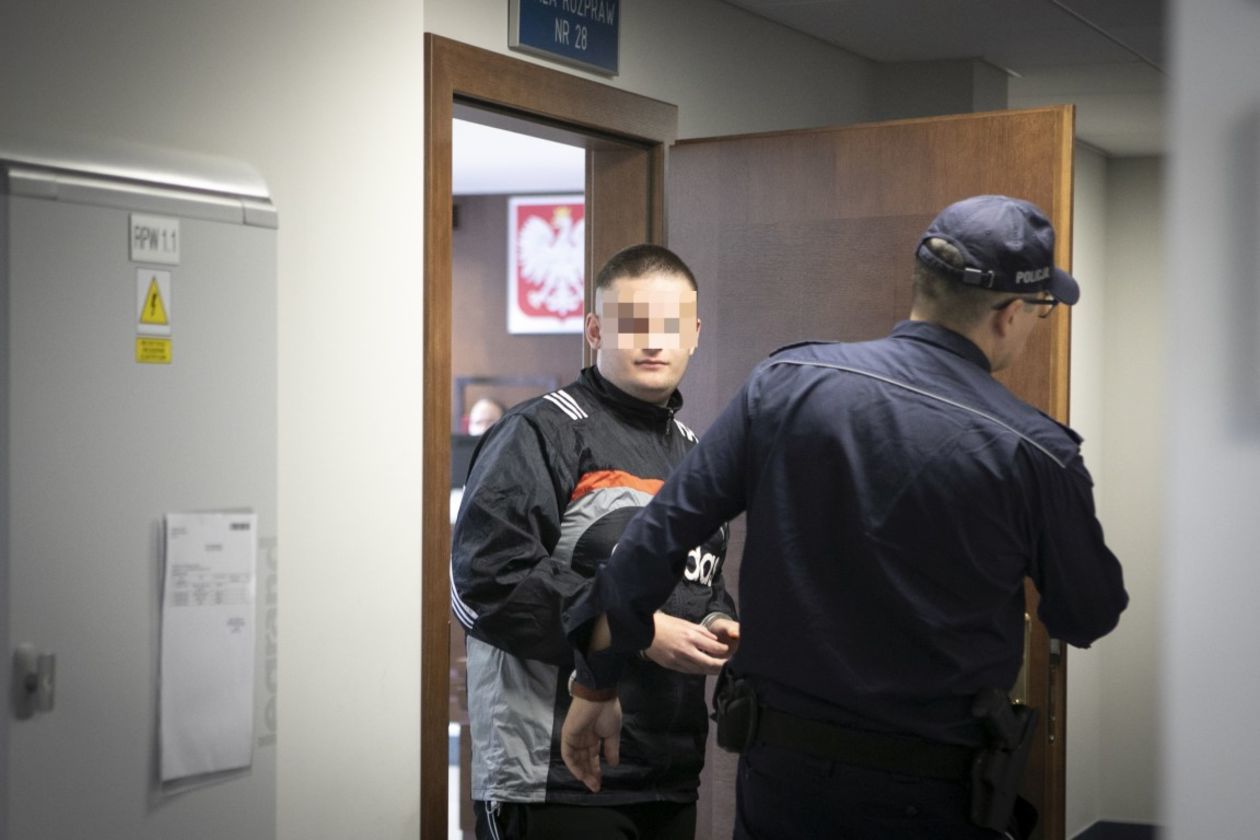 Proces Piotra B., oskarżonego o usiłowanie zabójstwa matki  (zdjęcie 1) - Autor: Jacek Szydłowski