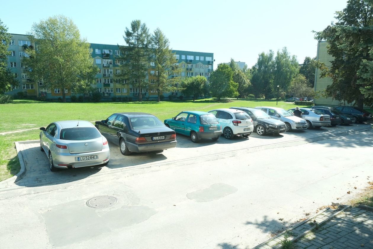  <p>budowa miejsc parkingowych na osiedlach LSM</p>