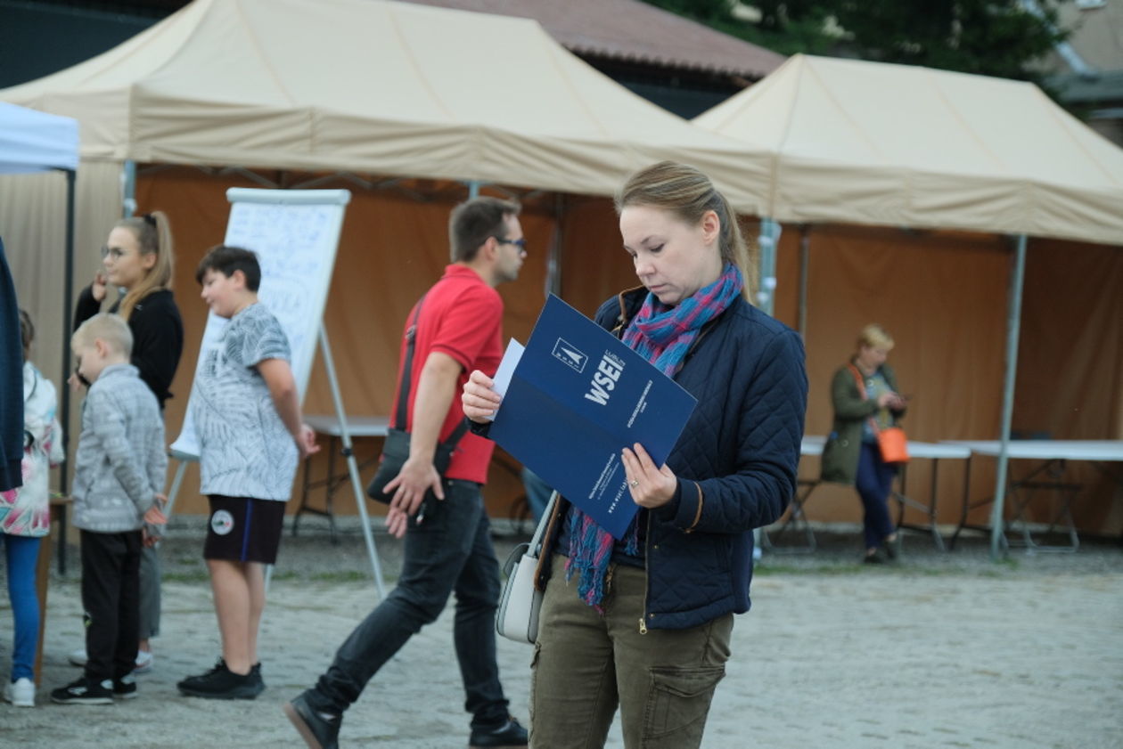  Piknik rodzinny WSEI: koncert zespołu Brathanki (zdjęcie 1) - Autor: Maciej Kaczanowski