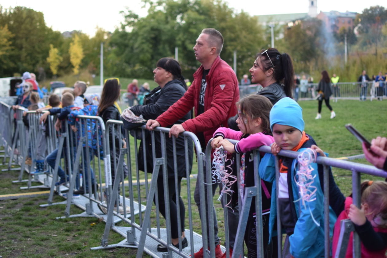  Piknik rodzinny WSEI: koncert zespołu Brathanki (zdjęcie 1) - Autor: Maciej Kaczanowski