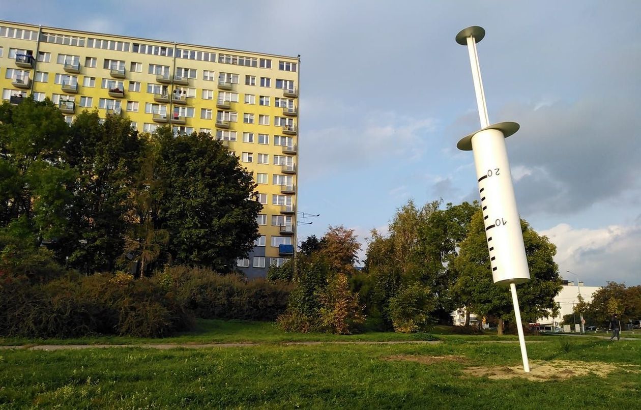  Wielka strzykawka w Lublinie (zdjęcie 1) - Autor: Dominik Smaga