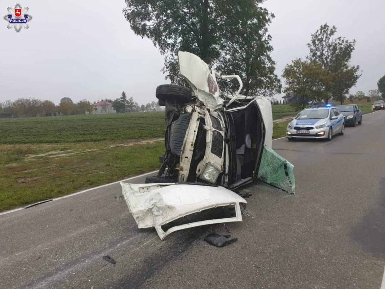  Wypadek w Kolechowicach (zdjęcie 1) - Autor: Policja