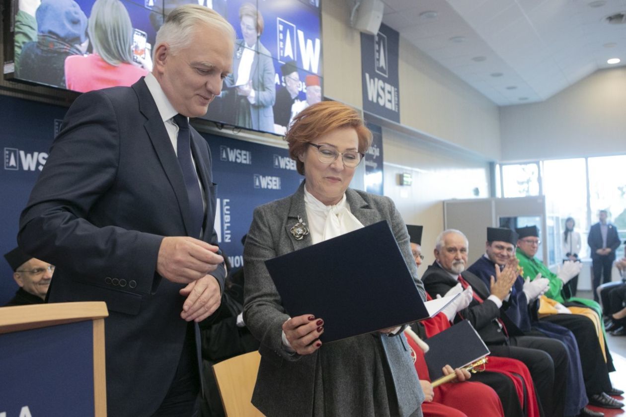  Inauguracja roku akademickiego w Wyższej Szkole Ekonomii i Innowacji  (zdjęcie 1) - Autor: Jacek Szydłowski