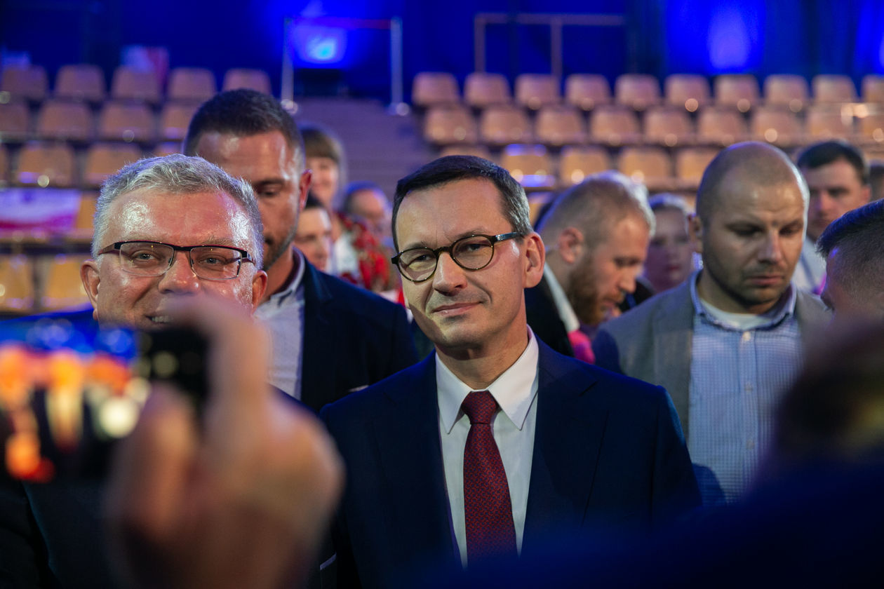  Mateusz Morawiecki w Krasnymstawie i konwencja PiS w Chełmie (zdjęcie 1) - Autor: Kazimierz Chmiel