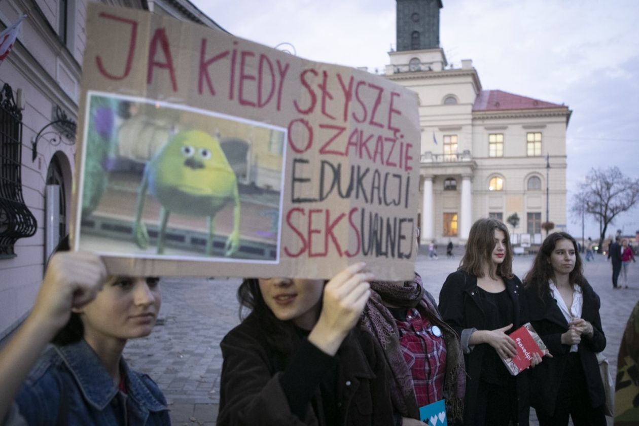  Nie dla zakazu edukacji seksualnej. Protest w Lublinie (zdjęcie 1) - Autor: Jacek Szydłowski