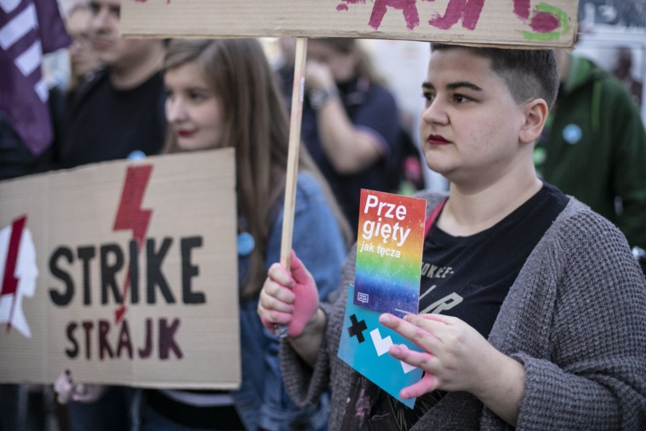  Nie dla zakazu edukacji seksualnej. Protest w Lublinie (zdjęcie 1) - Autor: Jacek Szydłowski