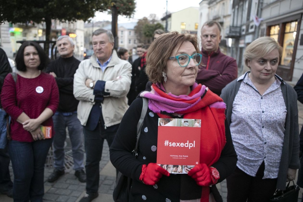  Nie dla zakazu edukacji seksualnej. Protest w Lublinie (zdjęcie 1) - Autor: Jacek Szydłowski