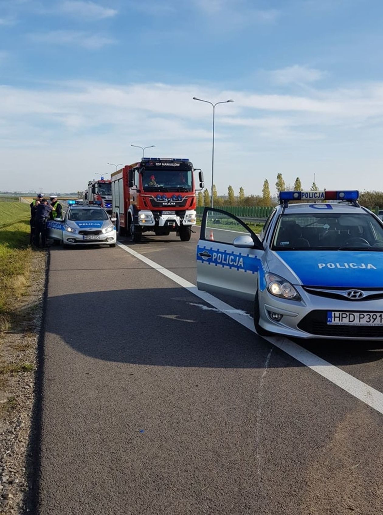  Wypadek na S17 koło Markuszowa (zdjęcie 1) - Autor: OSP KSRG Markuszów