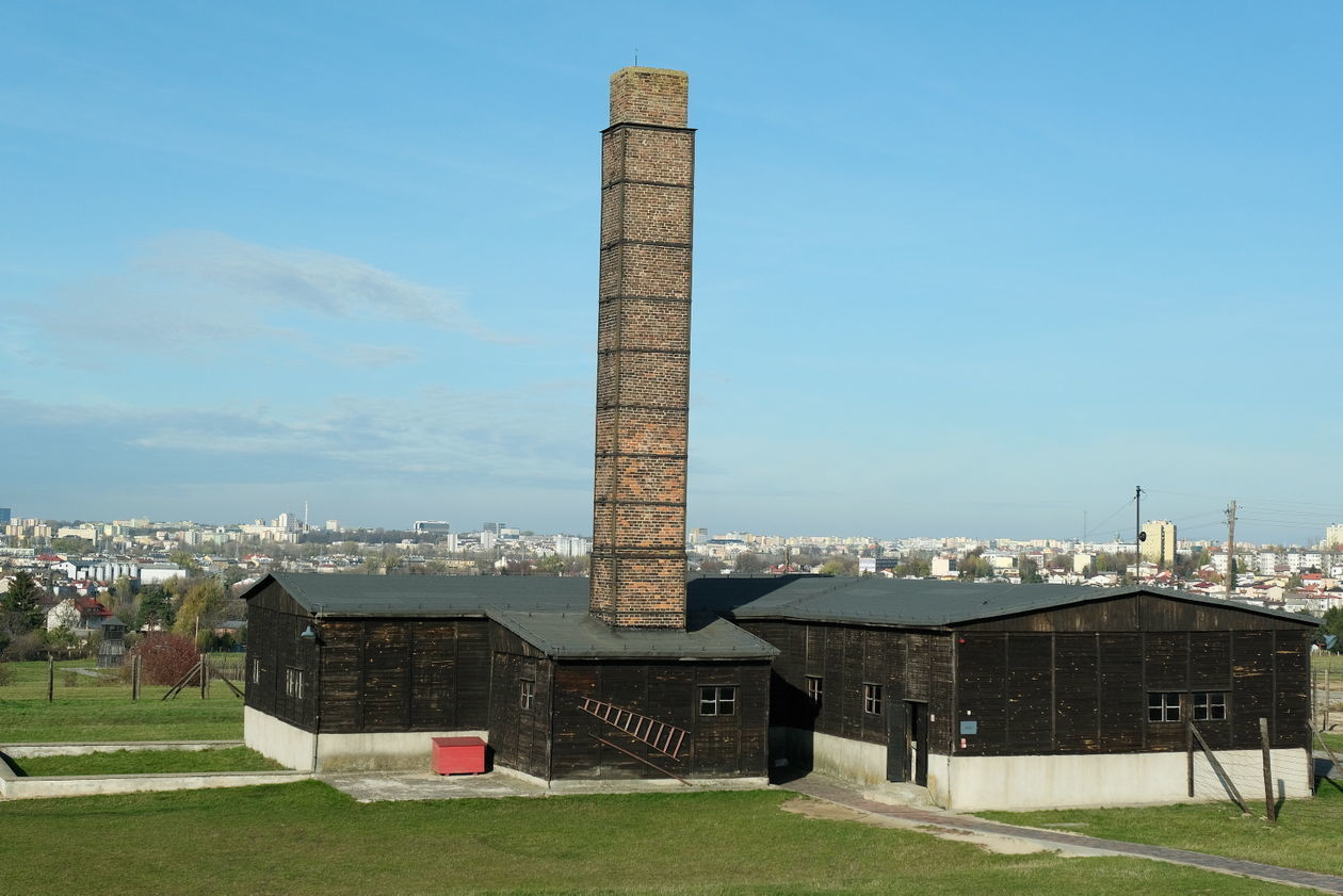  KL Majdanek: 76 rocznica zamordowania 18 tys Żydów podczas Aktion Erntefest (zdjęcie 1) - Autor: Maciej Kaczanowski