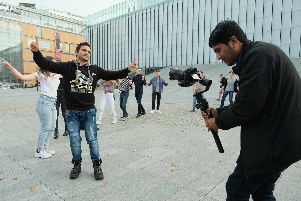  Teledysk w stylu Bollywood dla Politechniki Lubelskiej (zdjęcie 1) - Autor: Maciej Kaczanowski