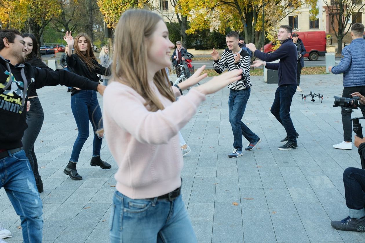  Teledysk w stylu Bollywood dla Politechniki Lubelskiej (zdjęcie 1) - Autor: Maciej Kaczanowski