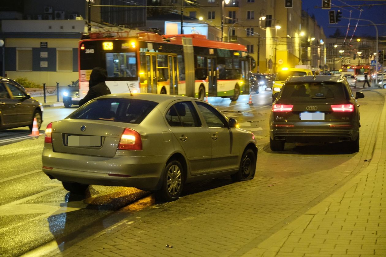  Wypadek na al. Piłsudskiego w Lublinie (zdjęcie 1) - Autor: Maciej Kaczanowski