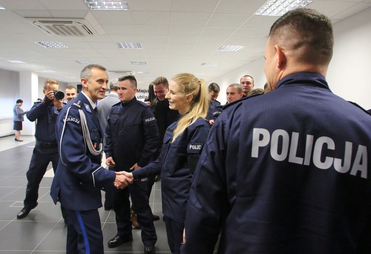  Nowi policjanci w lubelskim garnizonie (zdjęcie 1) - Autor: Piotr Michalski