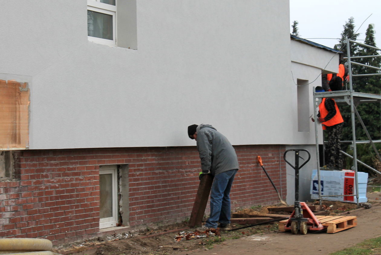  Budowa Domu Pomocy Społecznej w Żyrzynie (zdjęcie 1) - Autor: Radosław Szczęch