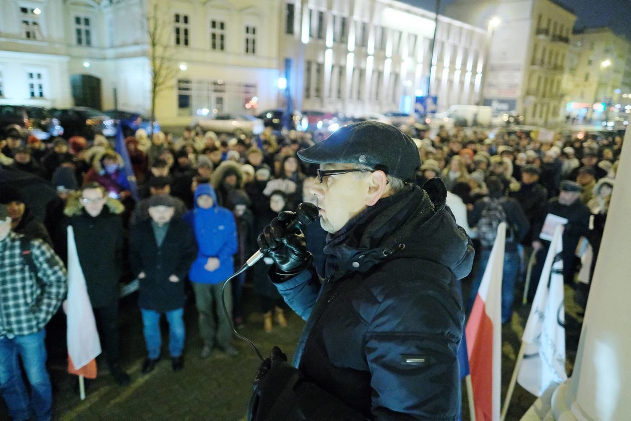  Protest przed Sądem Okręgowym w Lublinie (zdjęcie 1) - Autor: Maciej Kaczanowski