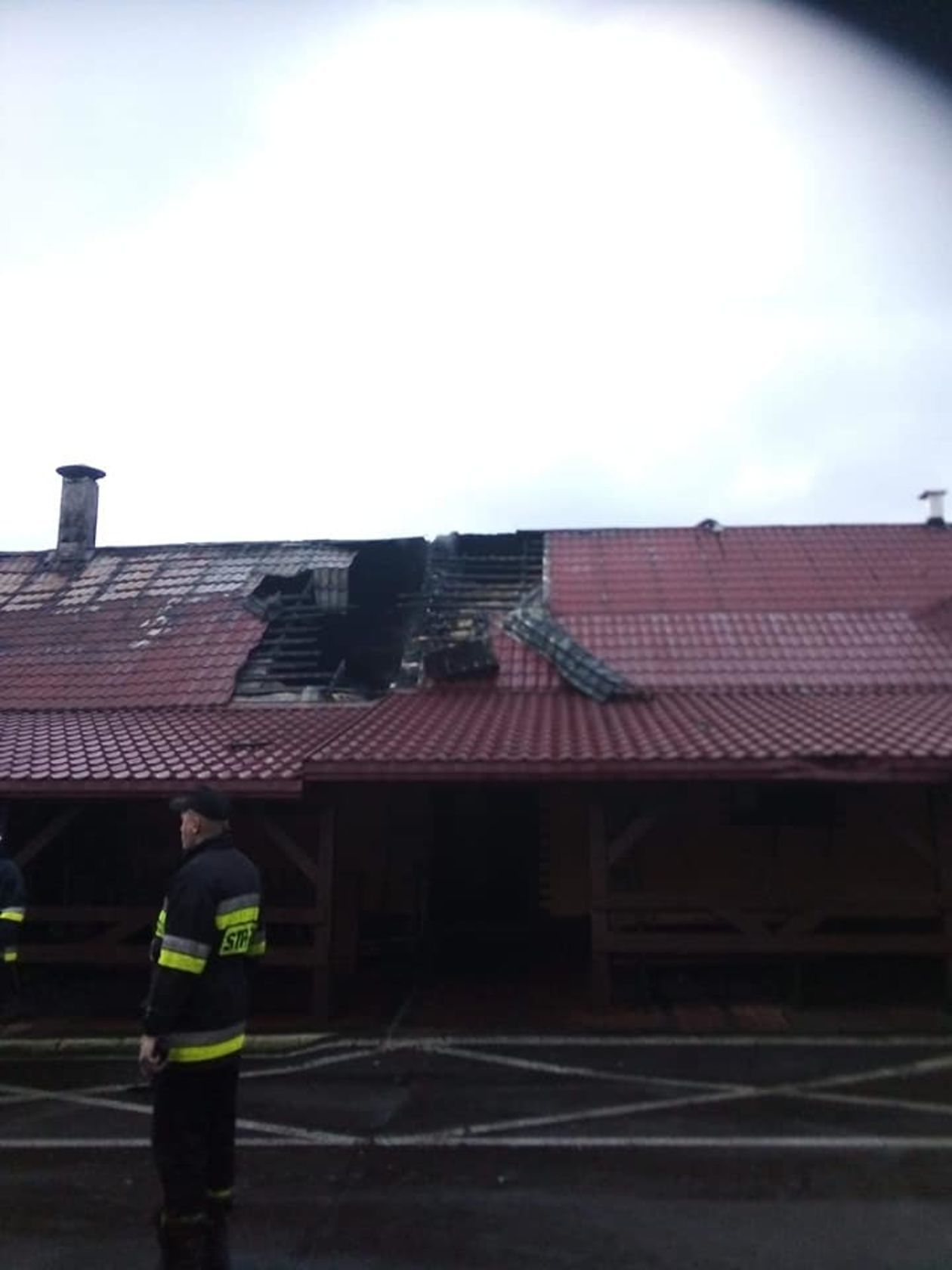  Pożar restauracji Szałas w Hrubieszowie  (zdjęcie 1) - Autor: OSP Werbkowice 