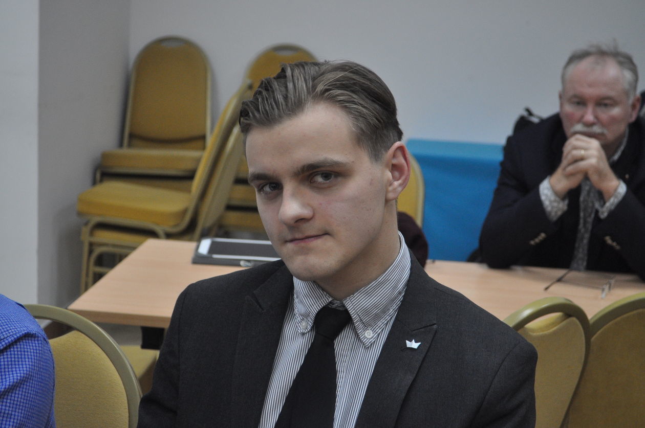  Debata lubelskich młodzieżówek partii (zdjęcie 1) - Autor: Dominika Tworek