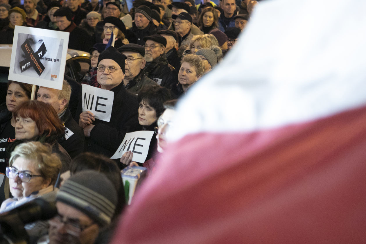  Protest w obronie sądów w Lublinie (zdjęcie 22) - Autor: Jacek Szydłowski 