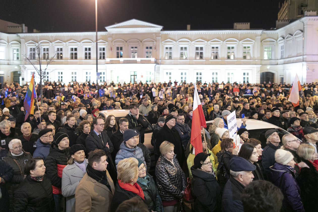 Protest w obronie sądów w Lublinie