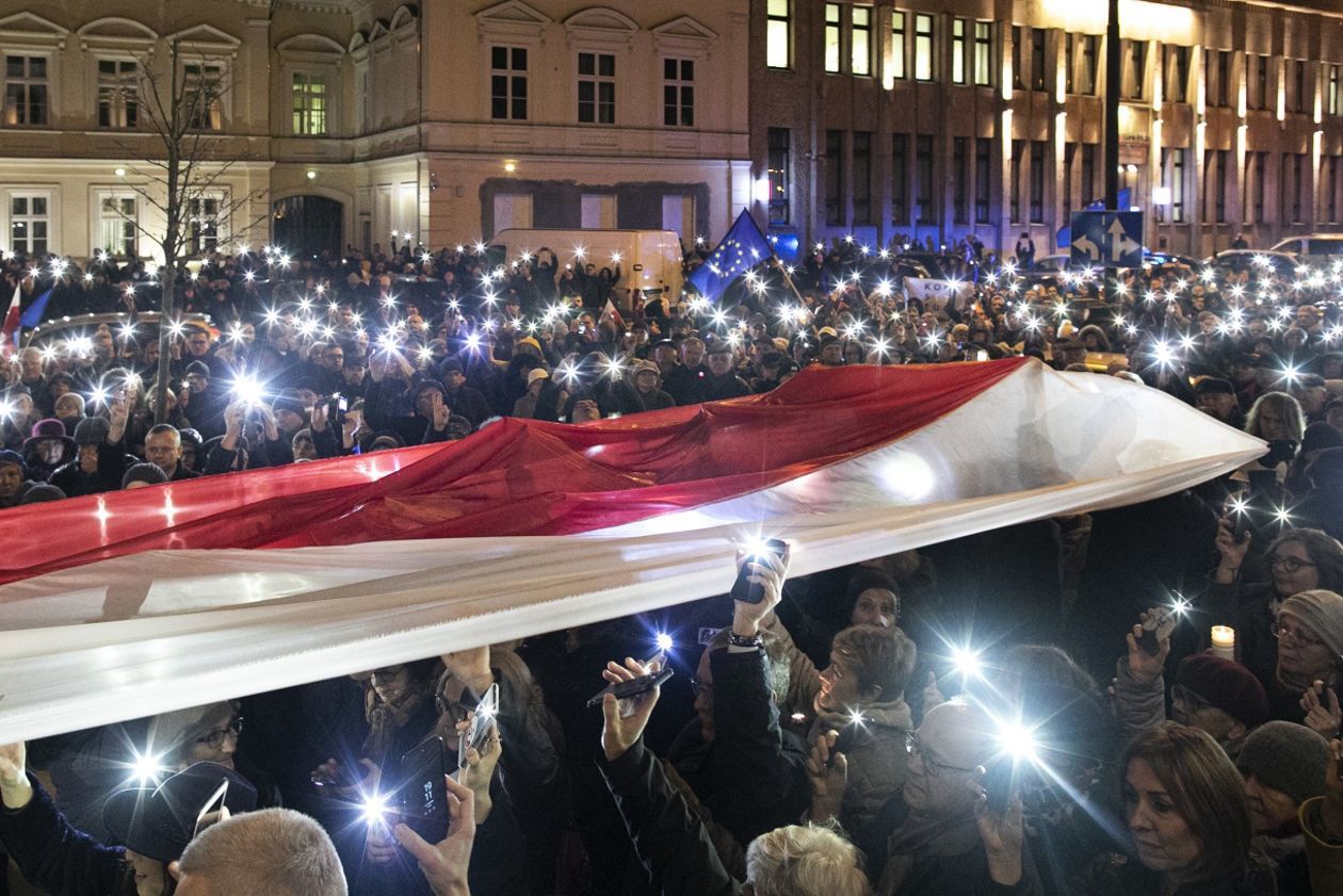  Protest w obronie sądów w Lublinie (zdjęcie 5) - Autor: Jacek Szydłowski 