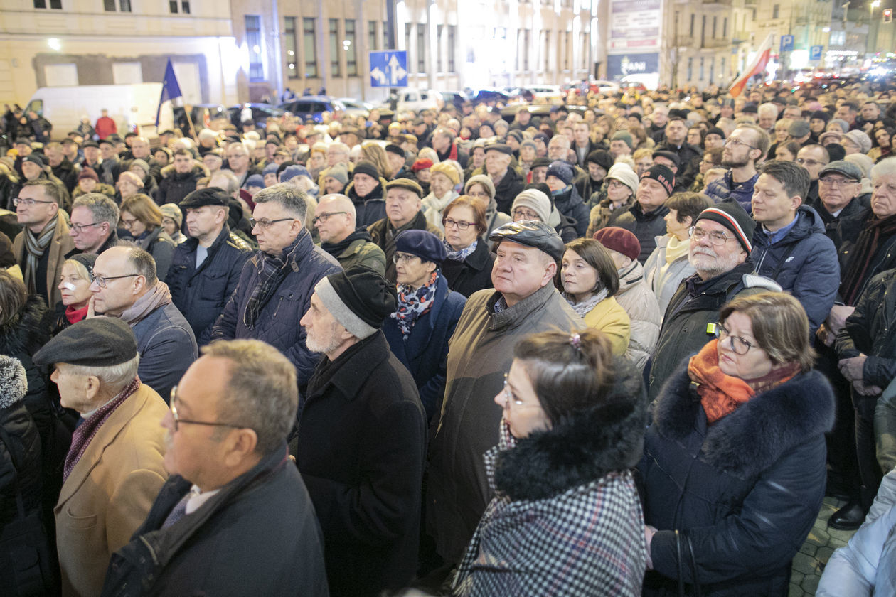  Protest w obronie sądów w Lublinie (zdjęcie 28) - Autor: Jacek Szydłowski 