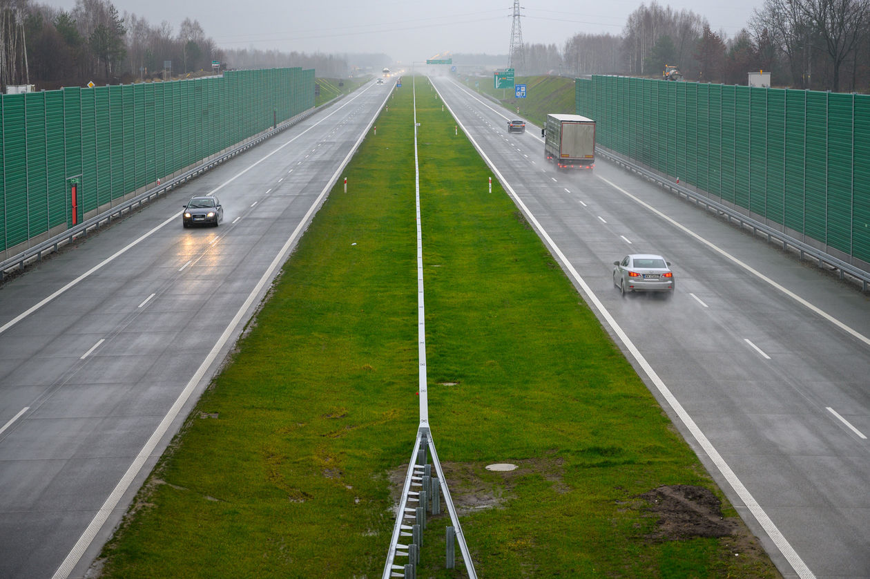  Nowy odcinek S17 Lublin - Warszawa już otwarty dla kierowców (zdjęcie 1) - Autor: GDDKiA