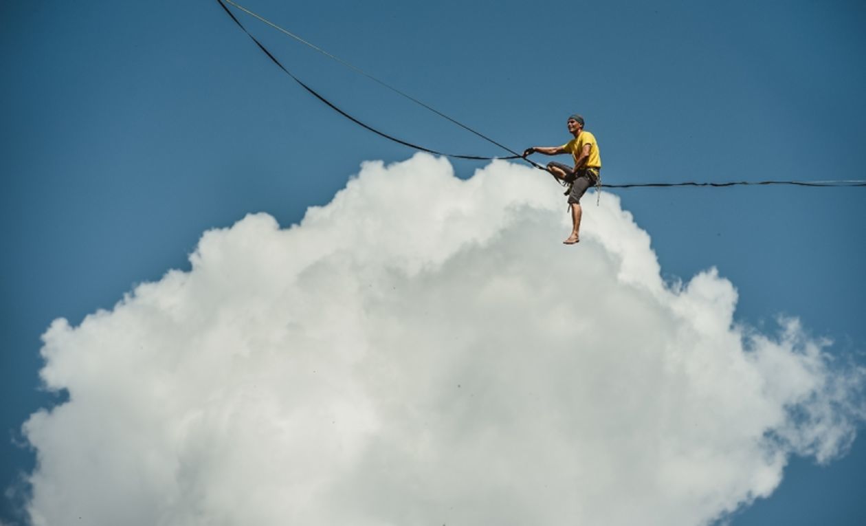  <p>KATEGORIA:&nbsp;<strong>Fotografia reportażowa</strong></p>
<p>Wyr&oacute;żnienie honorowe:&nbsp;<strong>Monika Tyl-Bogusław</strong>&nbsp;&ndash; Odpoczynek na chmurze &ndash; Urban Highline Festival w Lublinie</p>