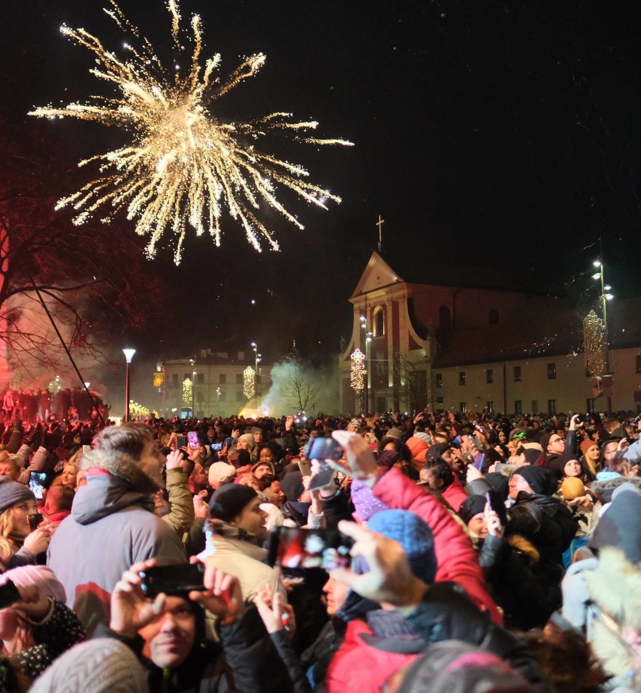  Sylwester miejski na pl. Litewskim w Lublinie (zdjęcie 1) - Autor: Maciej Kaczanowski