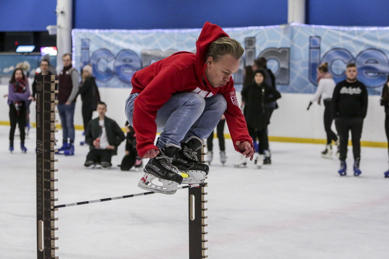  <p>14 12 2019 LUBLIN ALEJE ZYGMUNTOWSKIE LODOWISKO ICEMANIA ICE BATTLE I POKAZY FREESTYLE&nbsp;</p>